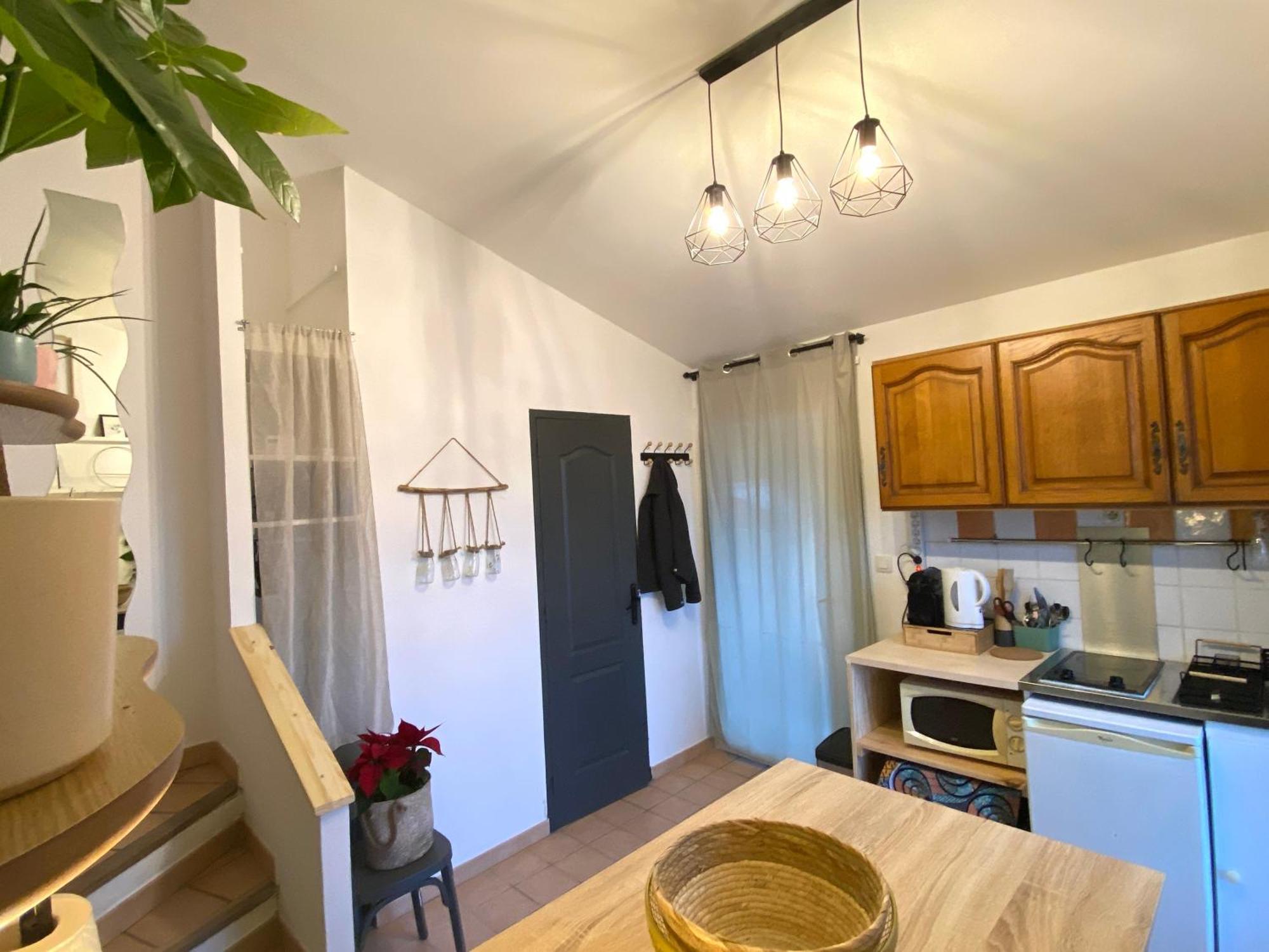Apartment Maya L L Super Wifi & Parking Gratuit L Vue Panoramique Sainte-victoire *